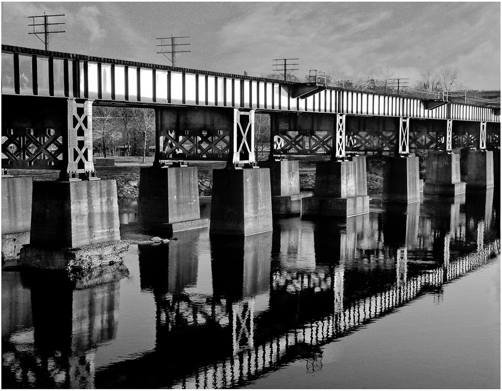 Bridge spanning the James River in Richmond, Va.