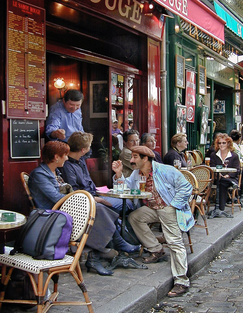 The Paris cafés and restaurants are where much of the Paris social life takes place.